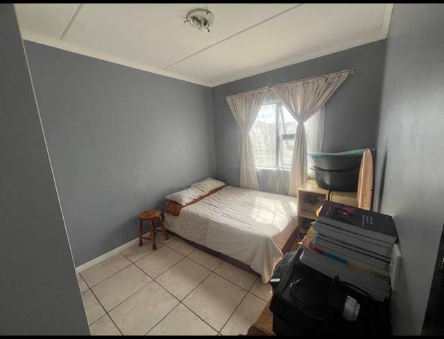 2 BEDROOM APARTMENT FOR SALE IN TOWNSEND ESTATE